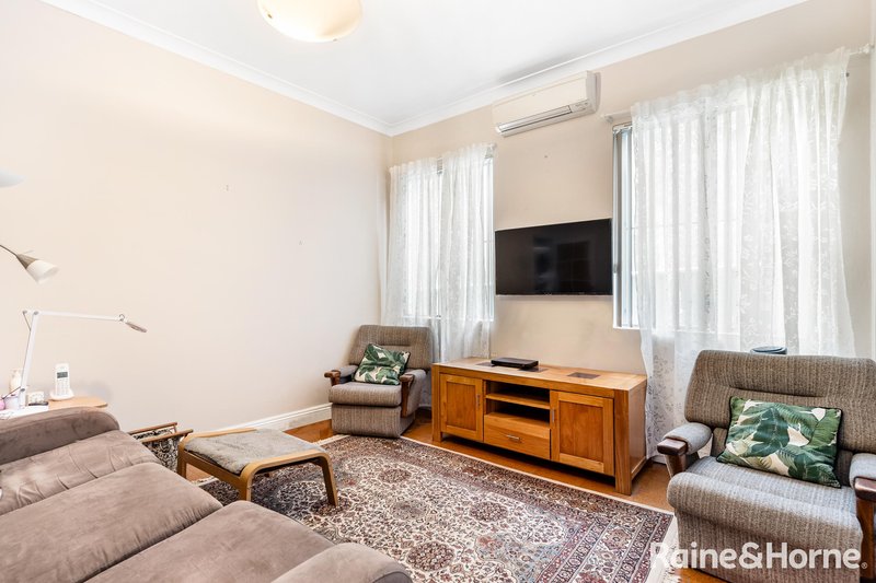 Photo - 86 Silver Street, Marrickville NSW 2204 - Image 2