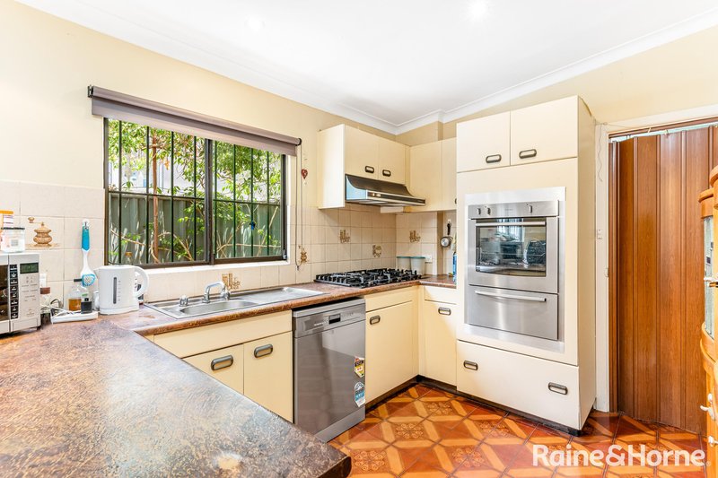 Photo - 86 Silver Street, Marrickville NSW 2204 - Image 3