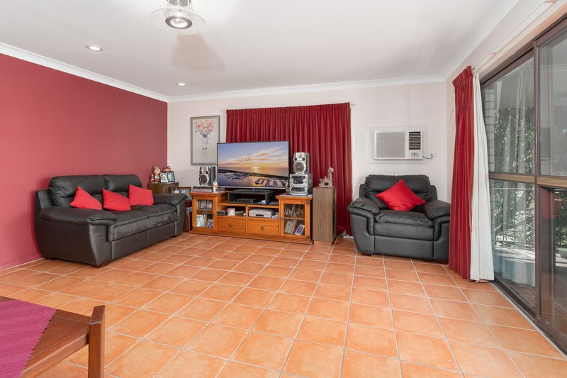 Photo - 86 Springwood Road, Rochedale South QLD 4123 - Image 17