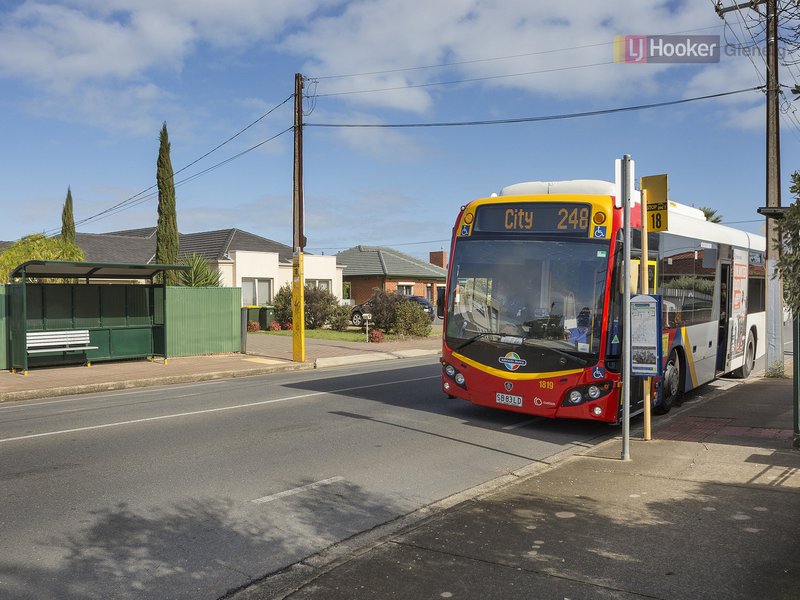 Photo - 86 Tarranna Avenue, Park Holme SA 5043 - Image 9