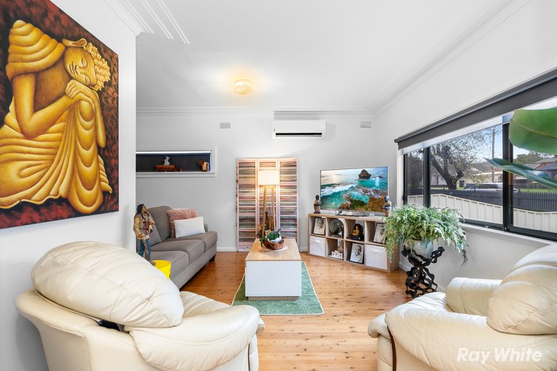 Photo - 86 Tichborne Crescent, Kooringal NSW 2650 - Image 3