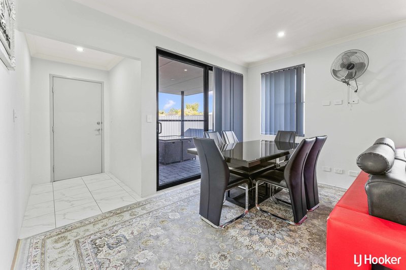 Photo - 86 Verdant Crescent, Seville Grove WA 6112 - Image 20