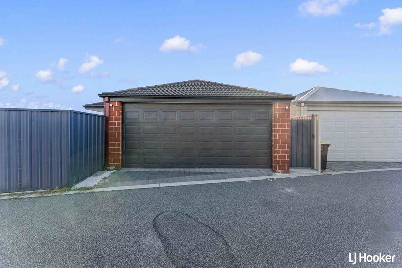 Photo - 86 Verdant Crescent, Seville Grove WA 6112 - Image 25