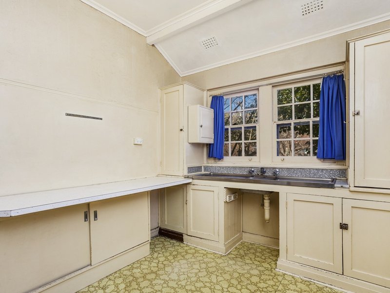 Photo - 86 Wakefield Gardens, Ainslie ACT 2602 - Image 5