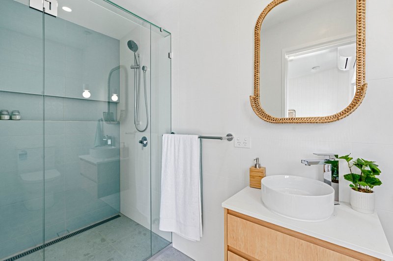 Photo - 86 Whiteley Avenue, Bells Creek QLD 4551 - Image 9