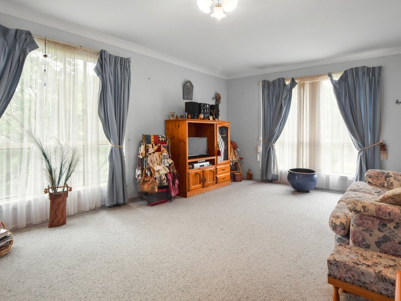 Photo - 86 Willawong Street, Young NSW 2594 - Image 8