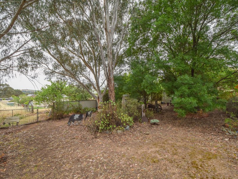 Photo - 86 Willawong Street, Young NSW 2594 - Image 20