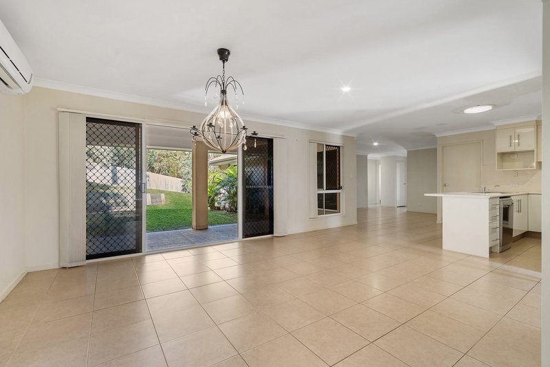 Photo - 86 Woodlands Boulevard, Waterford QLD 4133 - Image 2