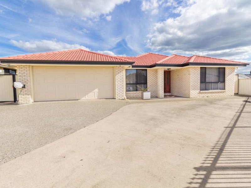 Photo - 86 Woodlark Crescent, Parkinson QLD 4115 - Image 2