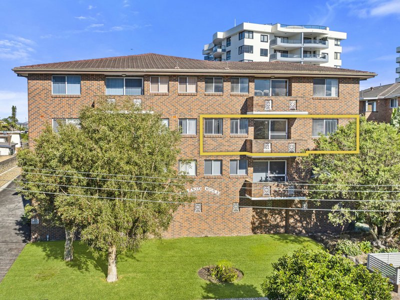 Photo - 8/61-63 Ocean Parade, The Entrance NSW 2261 - Image 4