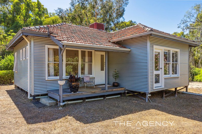 Photo - 861 Berry Road, Gidgegannup WA 6083 - Image 4