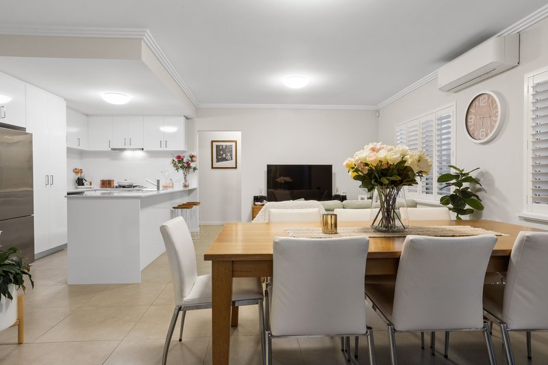 Photo - 8/614 Rockingham Road, Lake Coogee WA 6166 - Image 4