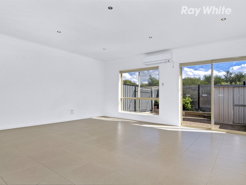 Photo - 8/62 Anzac Drive, Wollert VIC 3750 - Image 3