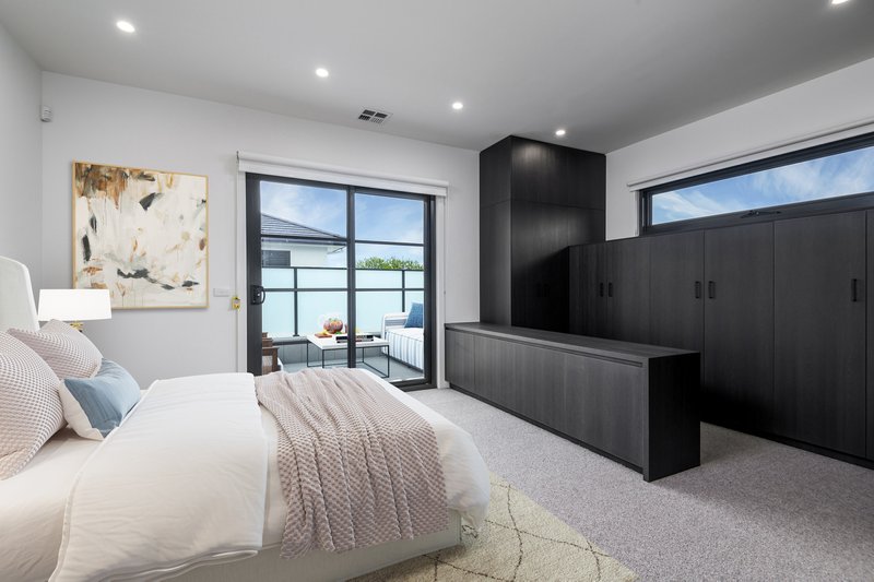 Photo - 862 Hampton Street, Brighton VIC 3186 - Image 4