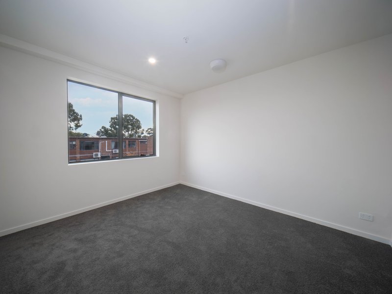 Photo - 8/622 Sydney Road, Coburg VIC 3058 - Image 7