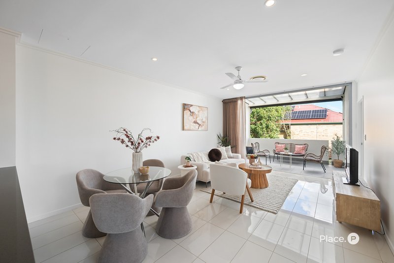 Photo - 8/64 Barton Road, Hawthorne QLD 4171 - Image 2