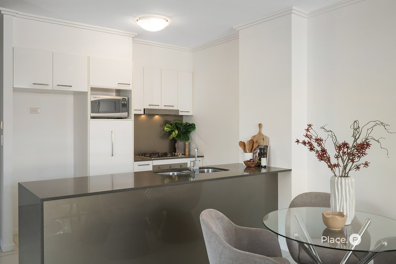 Photo - 8/64 Barton Road, Hawthorne QLD 4171 - Image 7