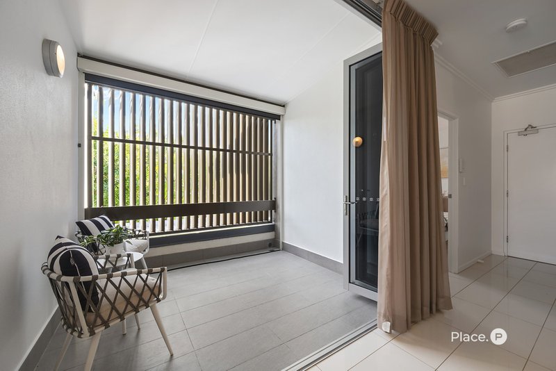 Photo - 8/64 Barton Road, Hawthorne QLD 4171 - Image 11