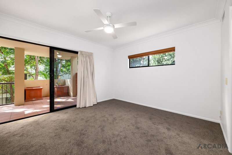 Photo - 8/64 Lambert Street, Kangaroo Point QLD 4169 - Image