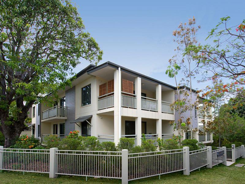 8/65 Park Road, Yeronga QLD 4104