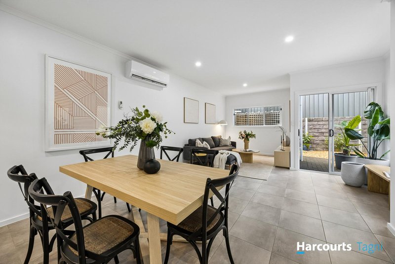 Photo - 8/65 Tania Drive, Aberfoyle Park SA 5159 - Image 5