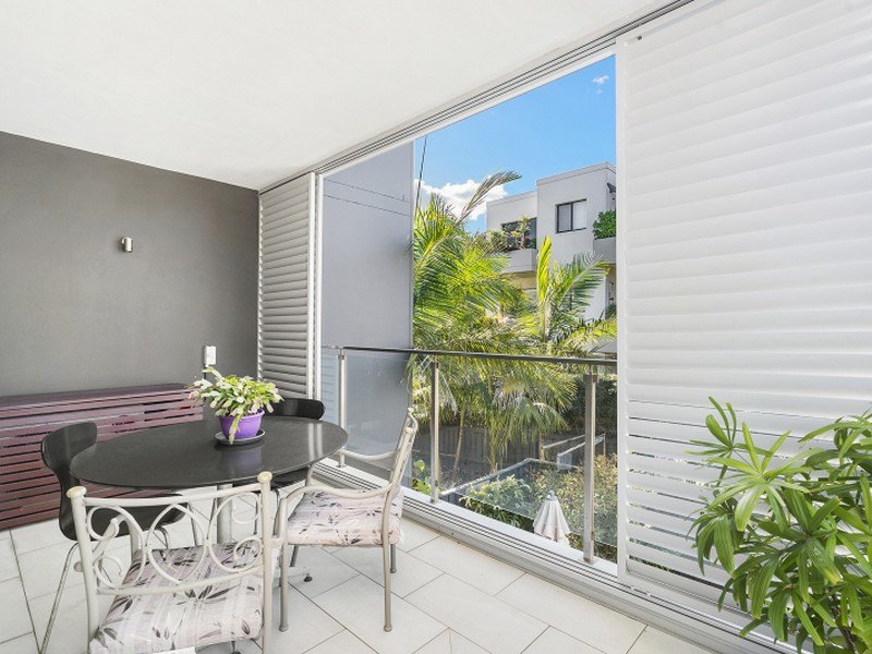 Photo - 8/66 Park Street, Narrabeen NSW 2101 - Image 8