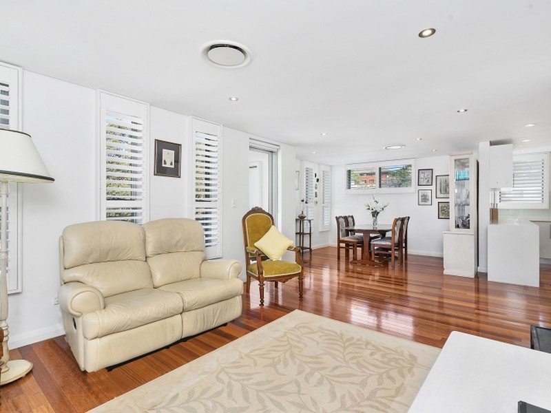 Photo - 8/66 Park Street, Narrabeen NSW 2101 - Image 9