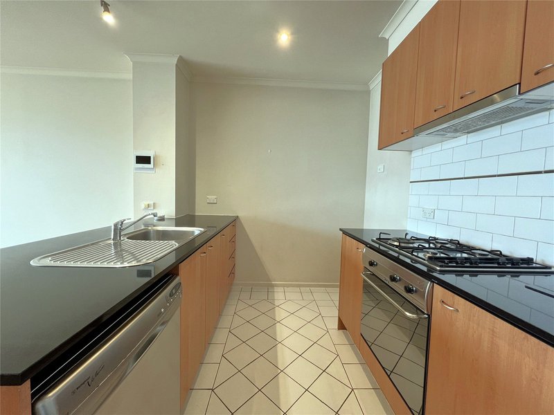 Photo - 86/79 Whiteman Street, Southbank VIC 3006 - Image 3