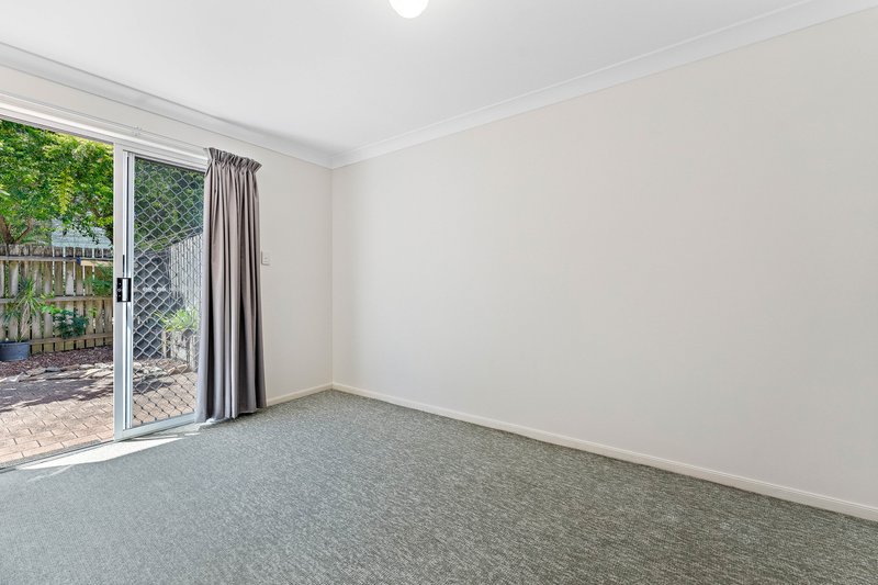 Photo - 8/68 Springwood Road, Rochedale South QLD 4123 - Image 4