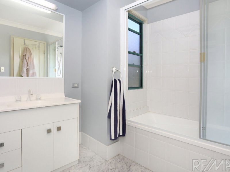 Photo - 86B-2-8 Ridgevista Court, Reedy Creek QLD 4227 - Image 14