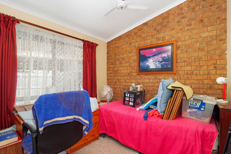 Photo - 8/7-9 Cypress Street, Torquay QLD 4655 - Image 7