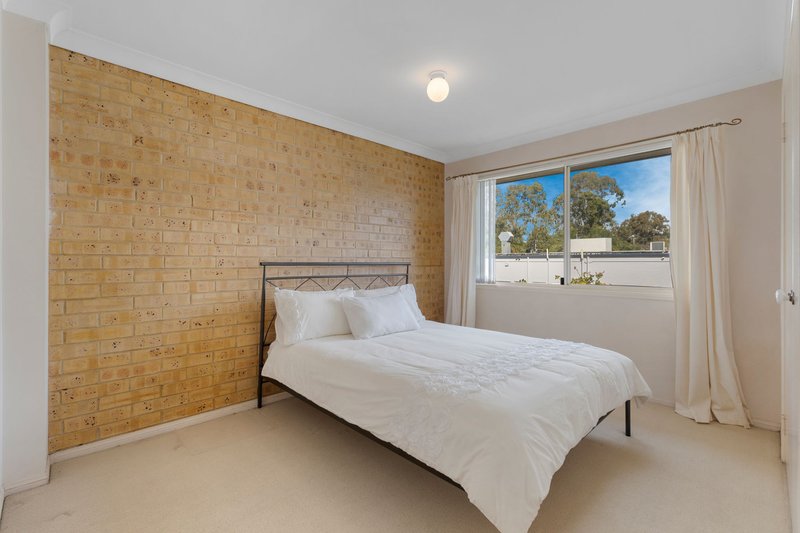 Photo - 8/7-9 Pendlebury Court, Edens Landing QLD 4207 - Image 10