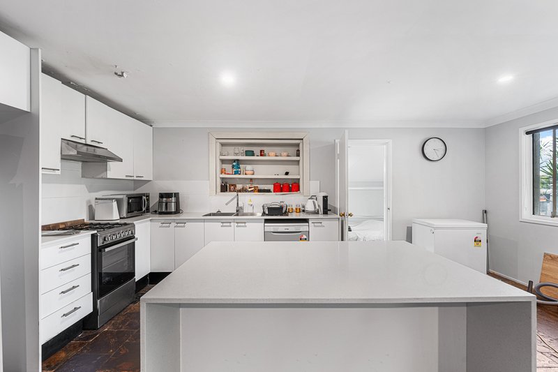 Photo - 87 Anne Street, Southport QLD 4215 - Image 12