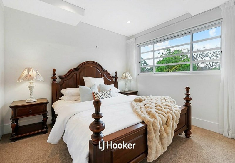Photo - 8/7 Avon Road, Pymble NSW 2073 - Image 9
