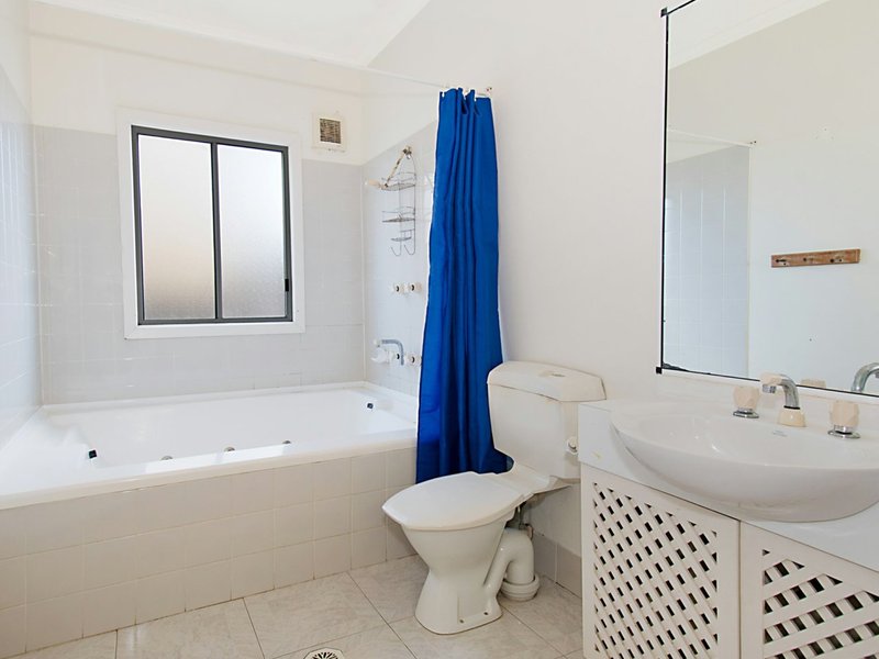 Photo - 87 Ballina Street, Lennox Head NSW 2478 - Image 13