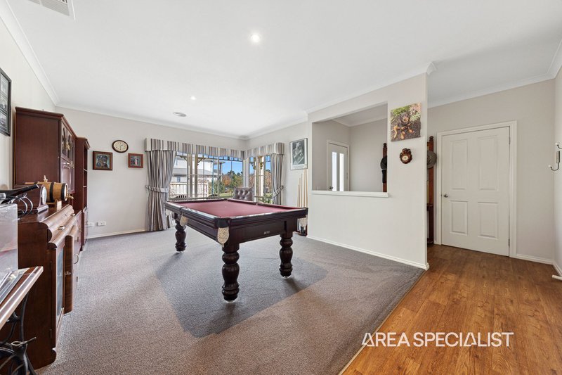 Photo - 87 Banjo Paterson Drive, Pakenham VIC 3810 - Image 22