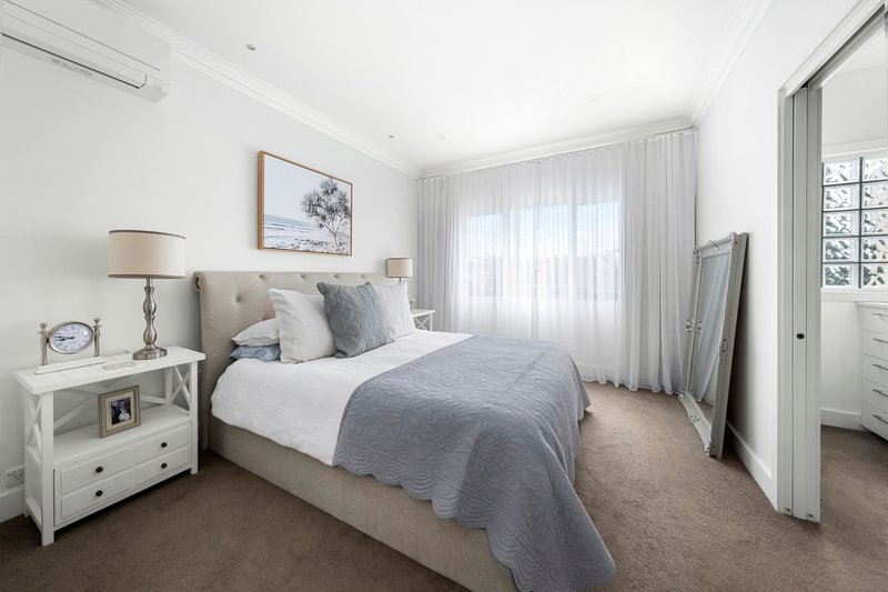 Photo - 87 Blandford Street, Collaroy Plateau NSW 2097 - Image 15