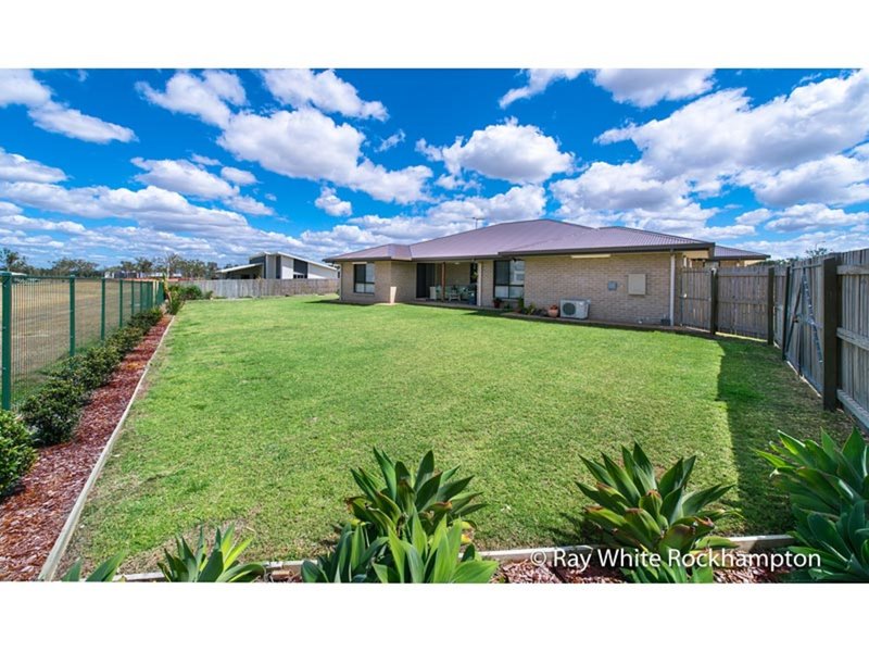 Photo - 87 Bramble Street, Norman Gardens QLD 4701 - Image 5