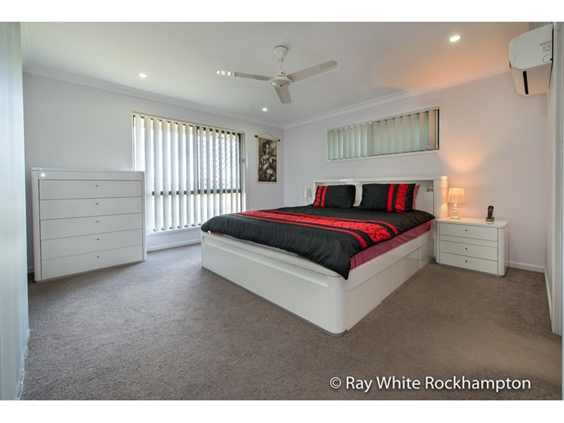 Photo - 87 Bramble Street, Norman Gardens QLD 4701 - Image 8