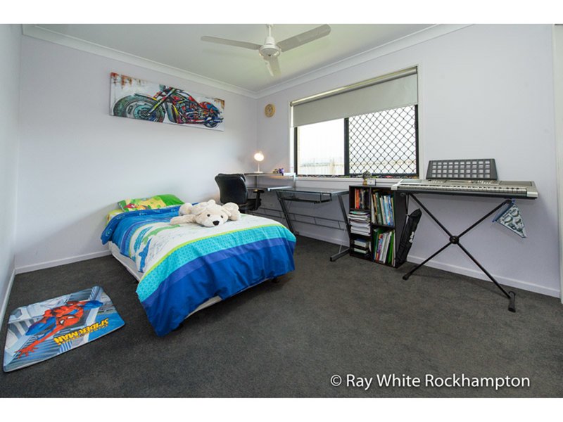 Photo - 87 Bramble Street, Norman Gardens QLD 4701 - Image 17