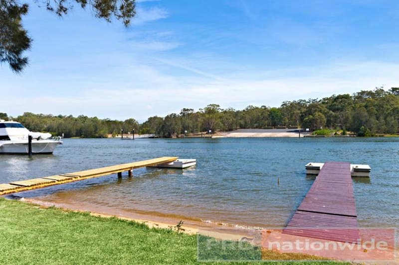 Photo - 87 Burbank Avenue, Picnic Point NSW 2213 - Image 11