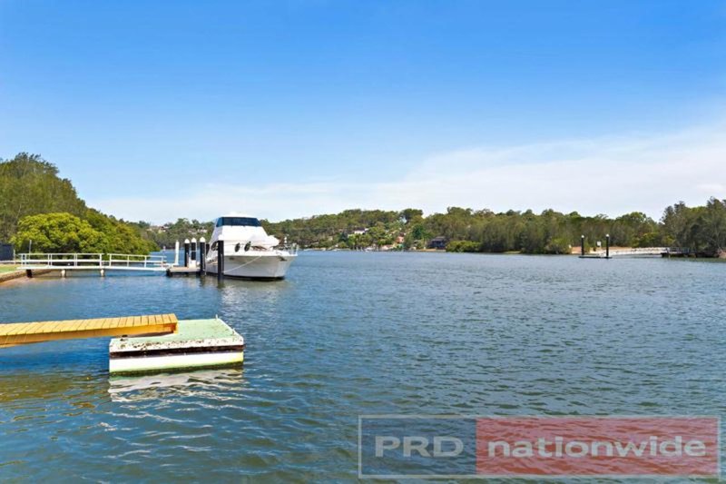 Photo - 87 Burbank Avenue, Picnic Point NSW 2213 - Image 12