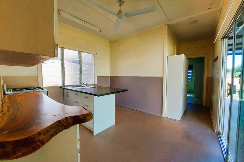 Photo - 87 Butler Street, Mount Isa QLD 4825 - Image 2