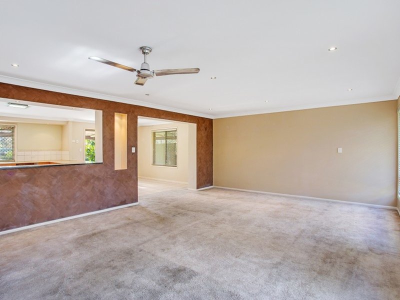 Photo - 87 Chisholm Road, Carrara QLD 4211 - Image 6