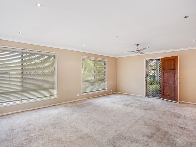 Photo - 87 Chisholm Road, Carrara QLD 4211 - Image 7