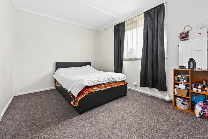 Photo - 8/7 Dunblane Road, Noble Park VIC 3174 - Image 5