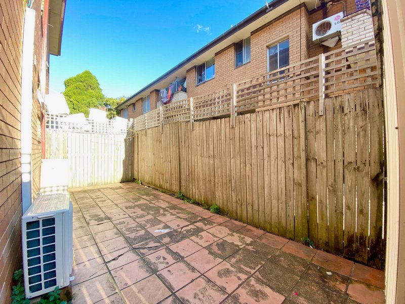 Photo - 8/7 Gibbons Street, Auburn NSW 2144 - Image 8