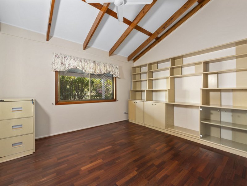 Photo - 87 Glencoe Road, Withcott QLD 4352 - Image 11