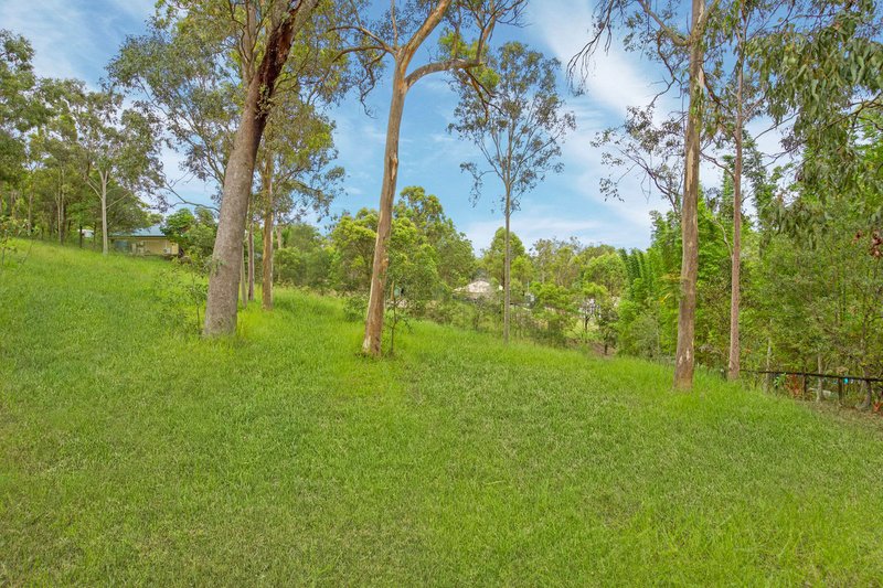 Photo - 87 Guara Grove, Pimpama QLD 4209 - Image 12