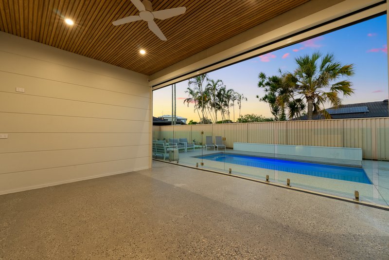 Photo - 87 Hansford Road, Coombabah QLD 4216 - Image 5